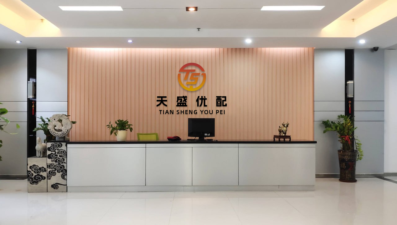 忠程配资 老九聊股：炒股的七种底部形态分别为三棒撑地、底部放量、三军会师、双管齐下、重锤落地、巨阳入海和一针见底。 1. 三棒撑地 股价下跌时出现三个带有长下影线的K线组合，预示着下方有资金承接。 2...
